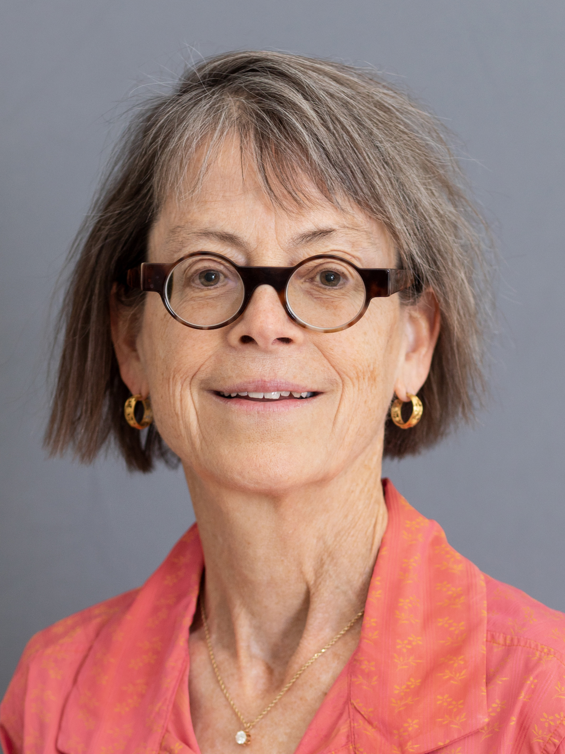 Eileen Reeves smiling