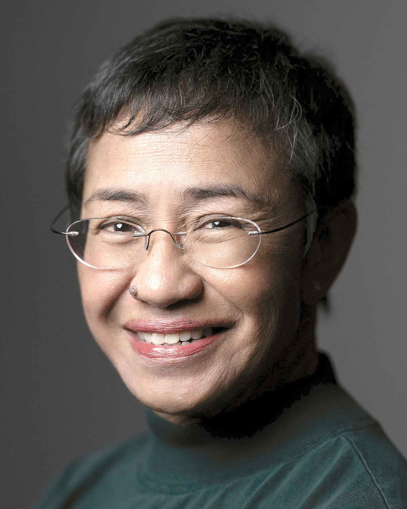 Maria Ressa smiling