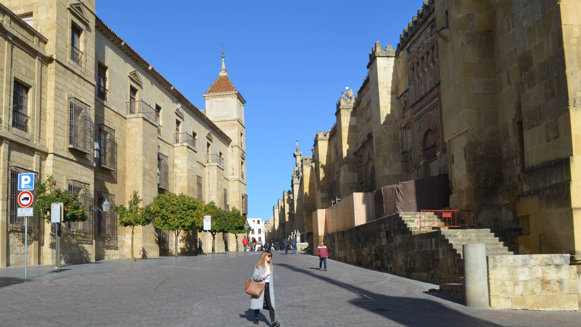 "Ice cream at the Great Mosque"