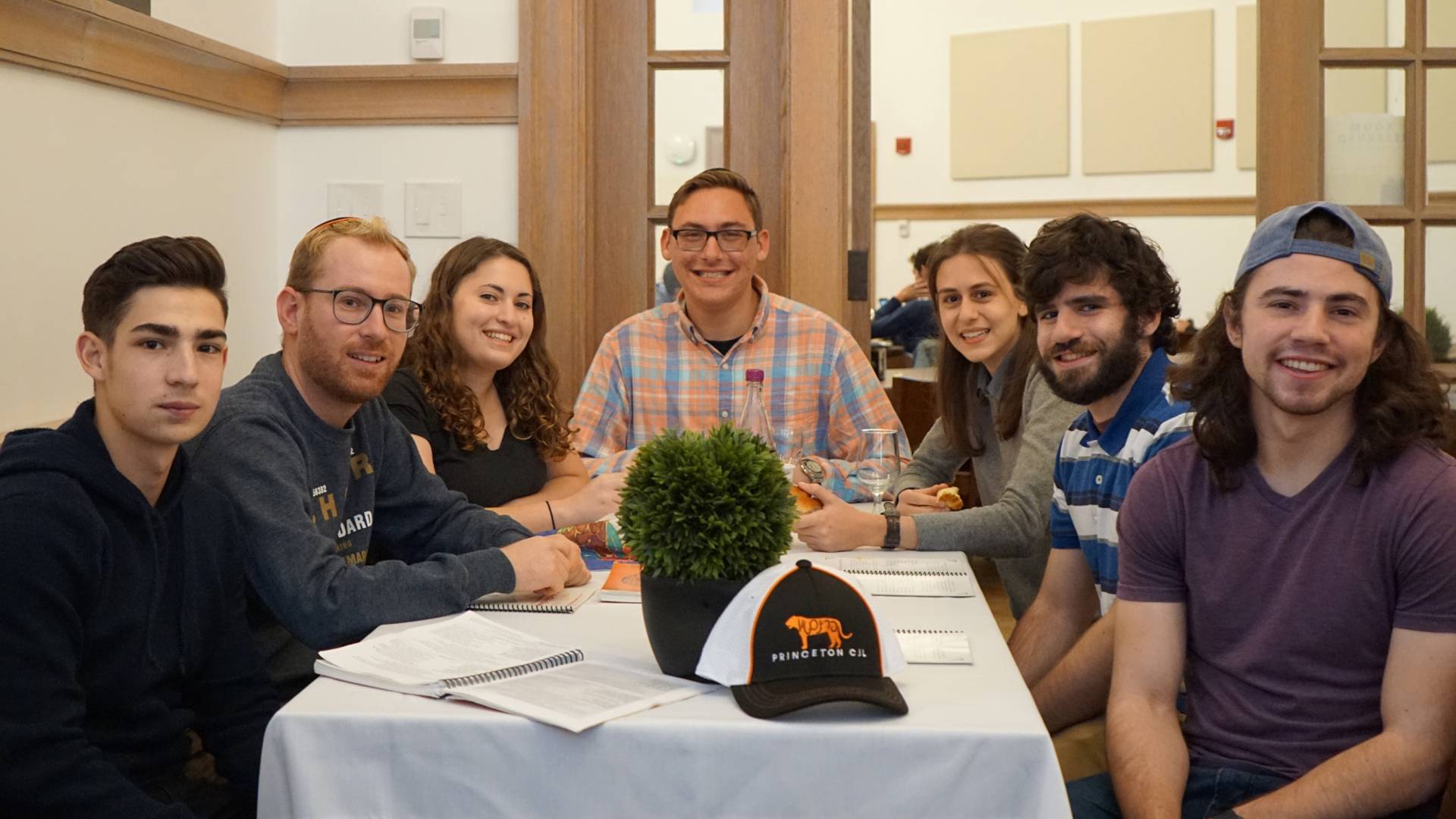 Students in the kosher dining hall