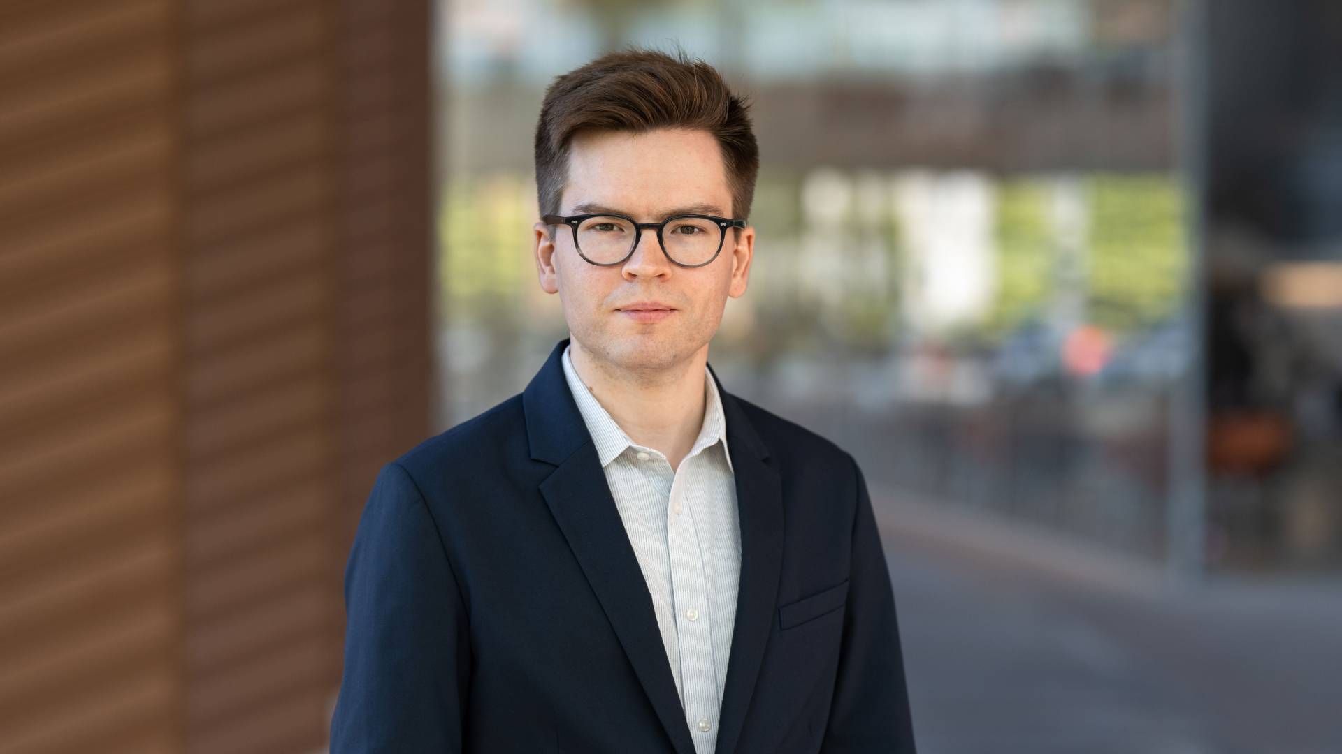 Insert alt text here