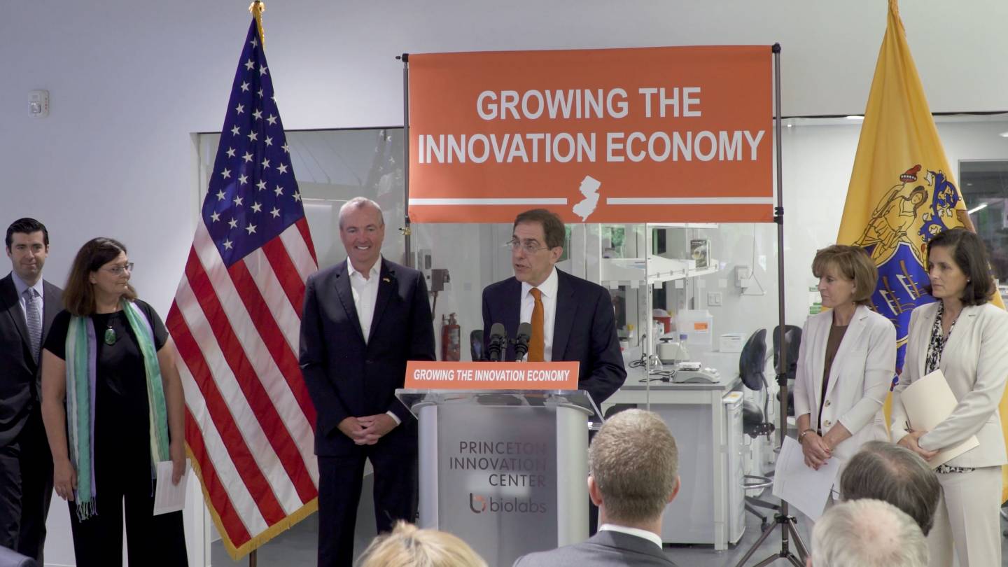 President Eisgruber speaking at press conference