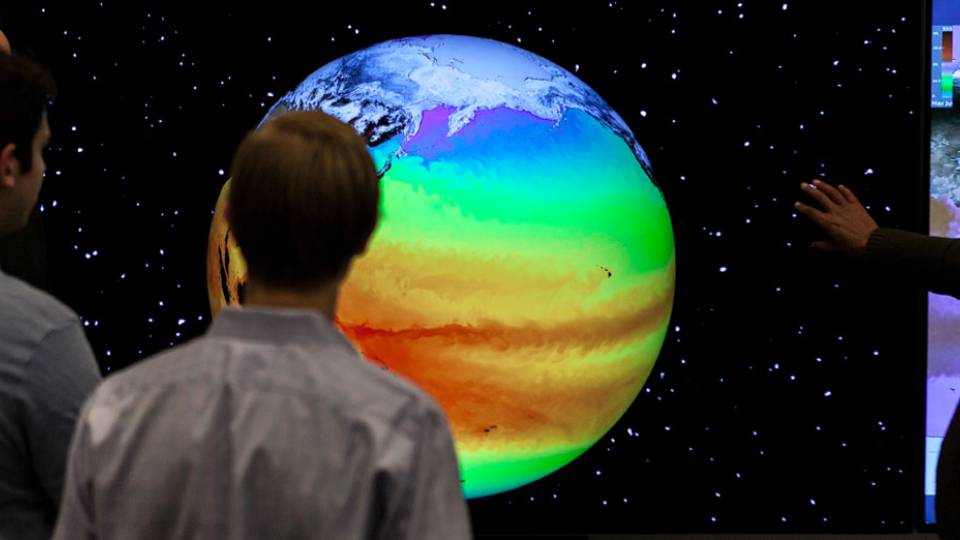 Data visualization Matthew Harrison, Matthew Lotocki, Class of 2017, and Zachary Stier, Class of 2020, and Eliot Feibush