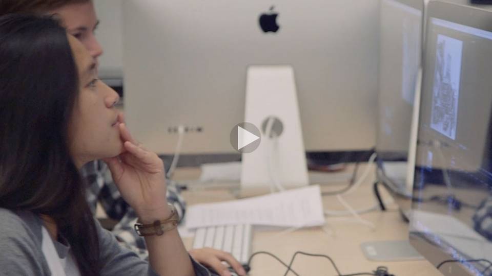 Digital Learning Lab students at computers