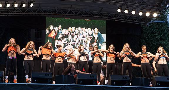 SMT Arts Weekend bball