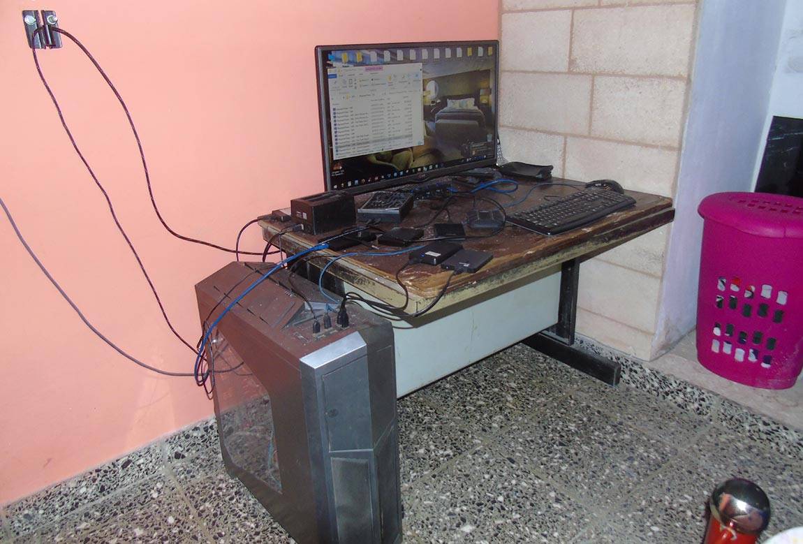 Senior Thesis Dennisse Calles portable hard drives