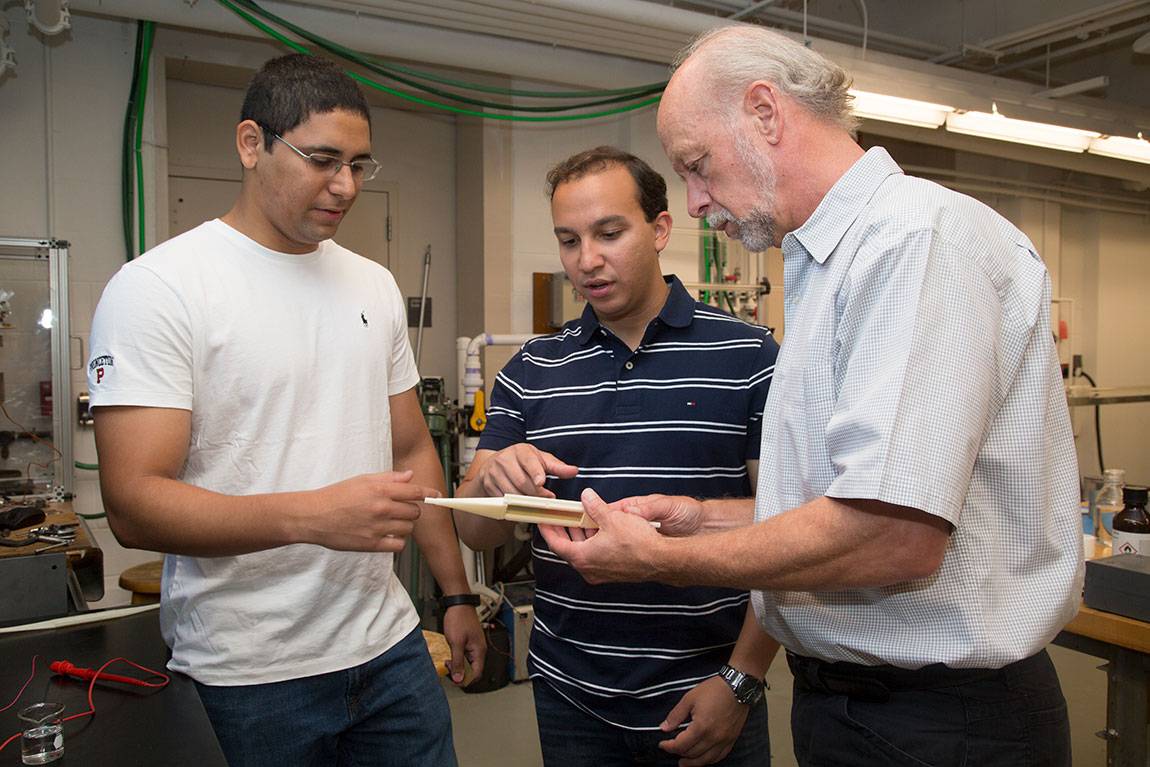 International Summer Internship Program Alexander Smits, Fernando Xavier, Gustavo Geraldo