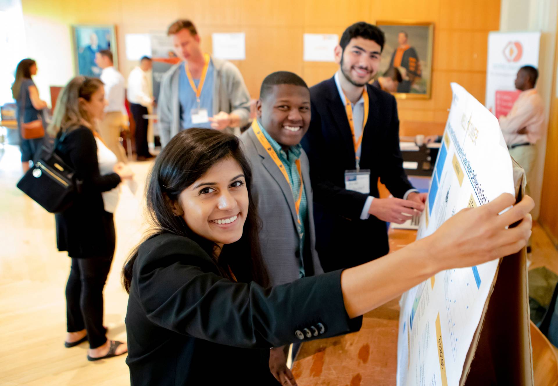 Alumni present ideas