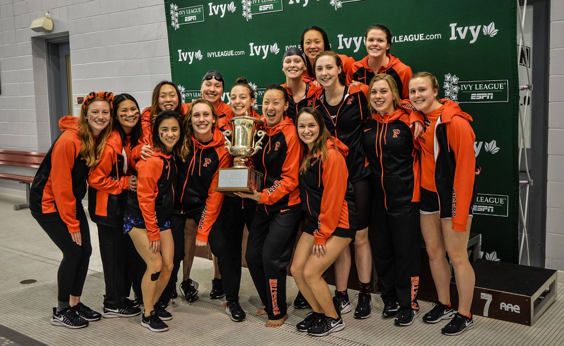 women's champion swim team
