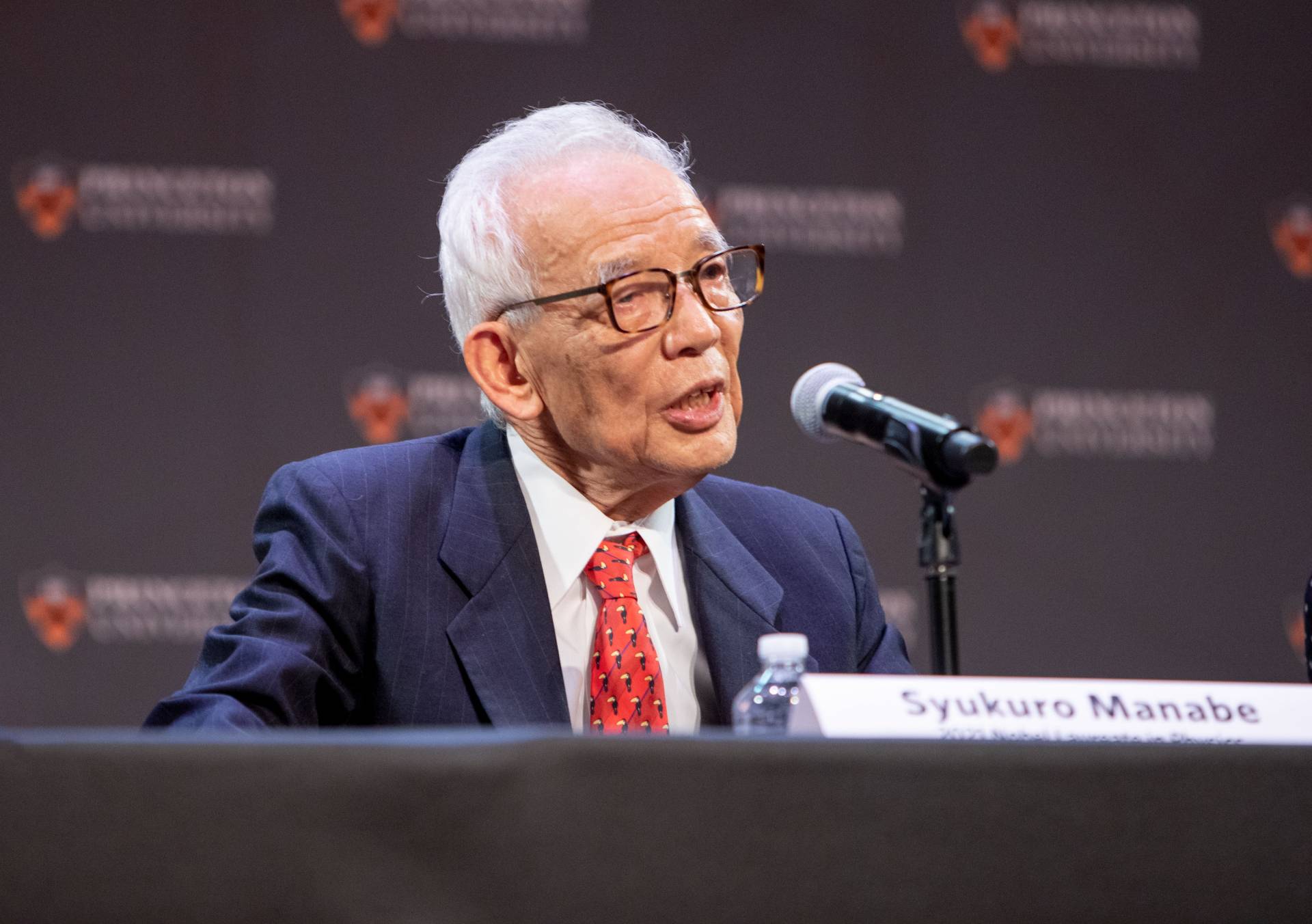 Syukuro Manabe at press conference