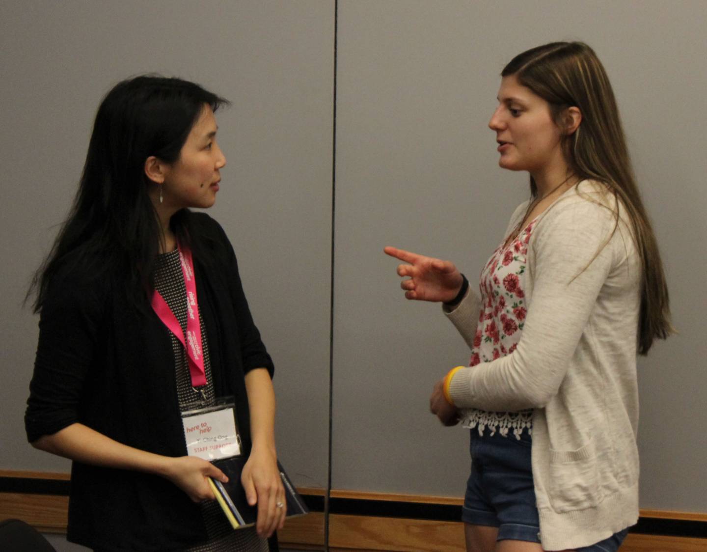 Yi-Ching Ong talking with Tori Styers