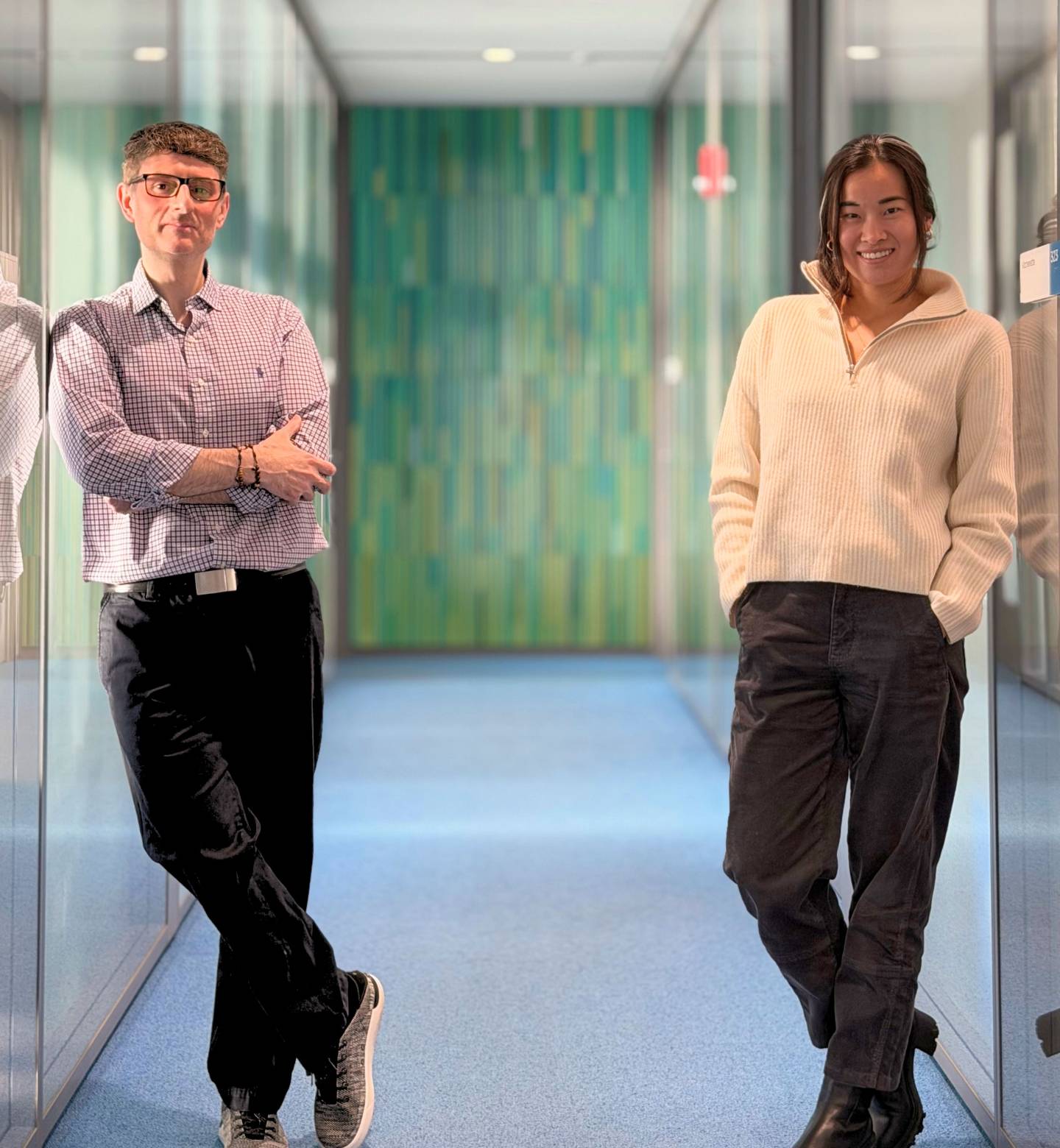 Mohammad R. Seyedsayamdost and Ellen D. Zhong