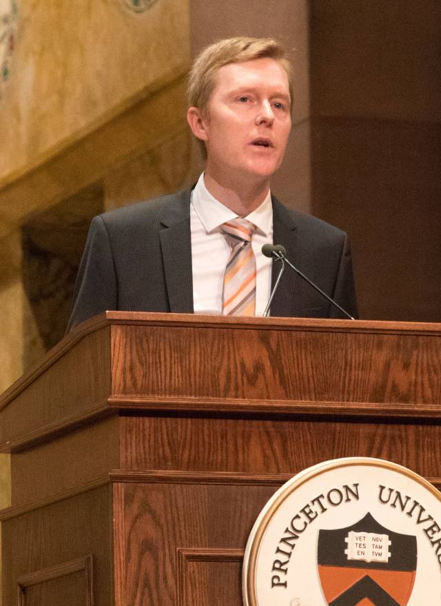 Cole Crittenden speaks at graduate student orientation